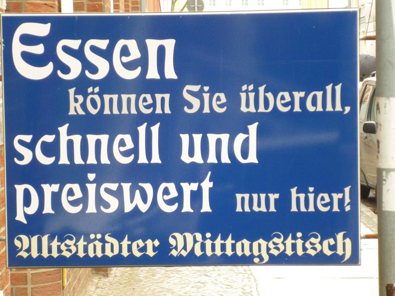 Ein kurzer Mittagssnack in einem legendären Restaurant in Stralsund.
