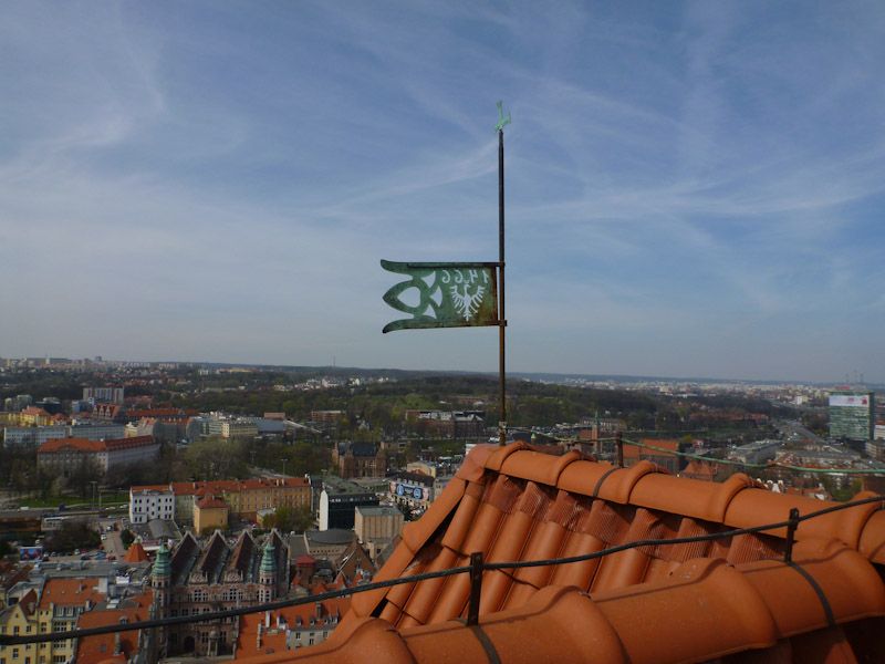 Wir genießen den Ausblick auf der kleinen Plattform.