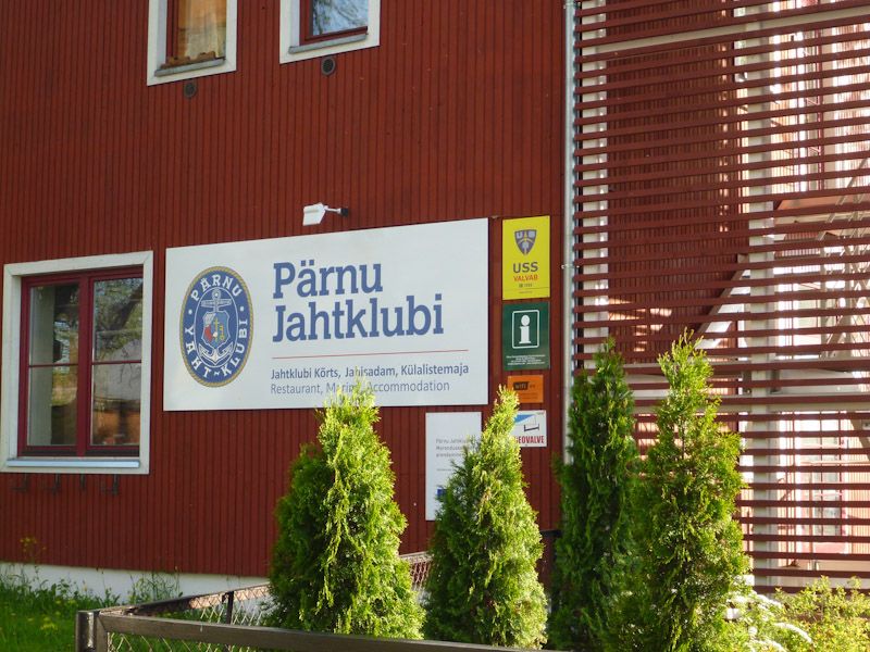 An sich ein gut ausgestatteter Hafen - nur ein wenig unruhig.