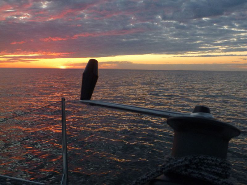 Richtig dunkel wird es in der ersten Nacht nicht.