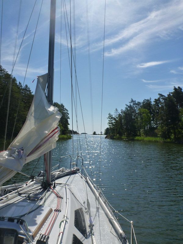 Wir verlassen die Bucht.