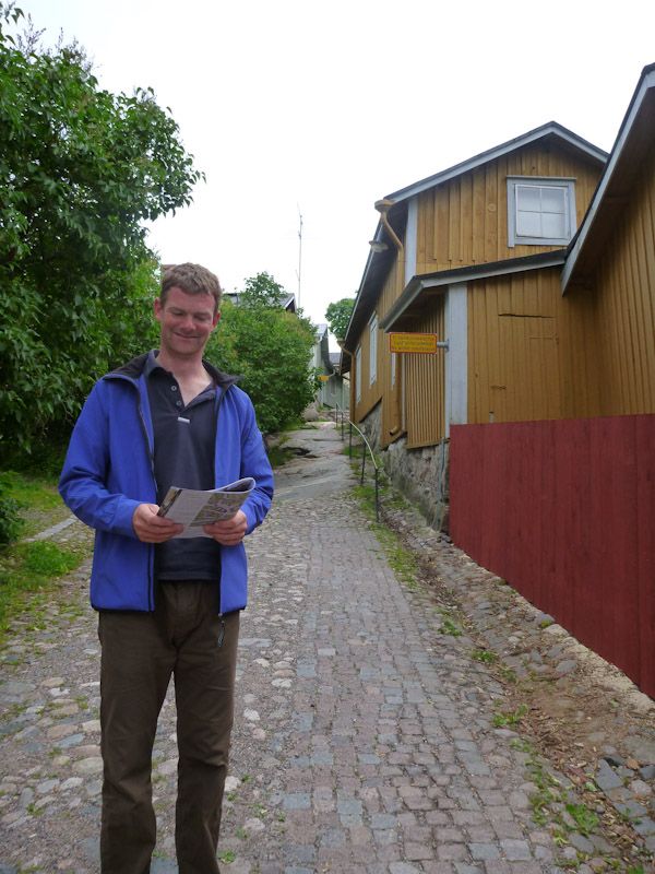 Jan betätigt sich als Stadtführer - wir haben alle Informationen dabei.
