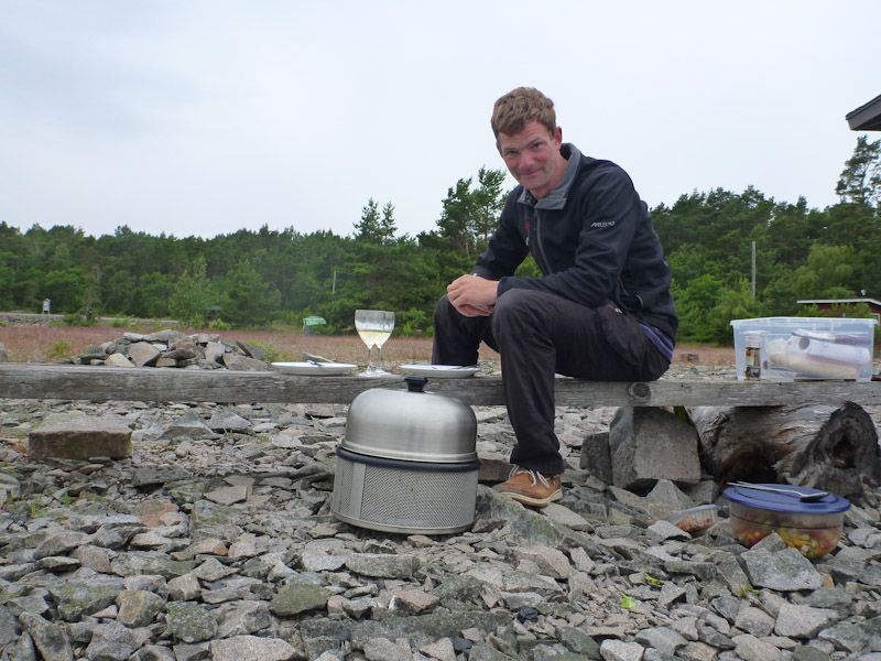 Unser Grillplatz Nr. 1 - als es noch trocken war.