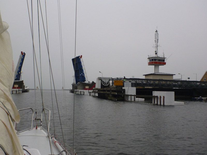 Die Brücke öffnet!